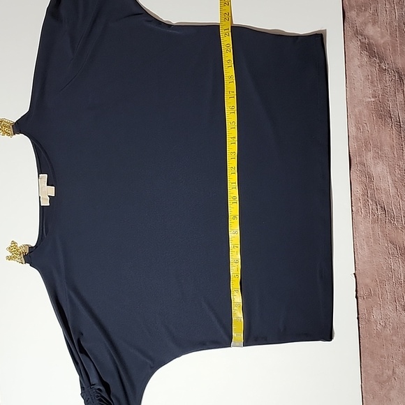 Michael Kors Cold Shoulder With Gold Chain Strap. 3/4 Sleeves. Size L - Picture 13 of 14